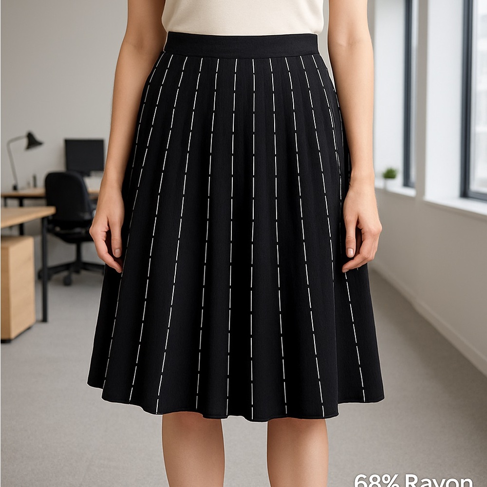 VALERIE STEVENS Knit Pleated Black Skirt =SIZE L= Vertical Stitch Detail